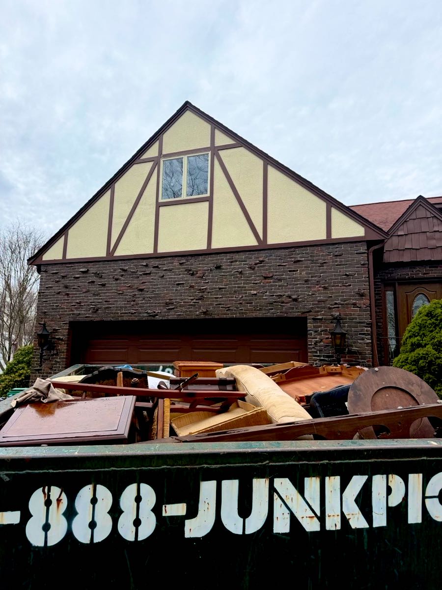 Estate Cleanouts in Greater Boston